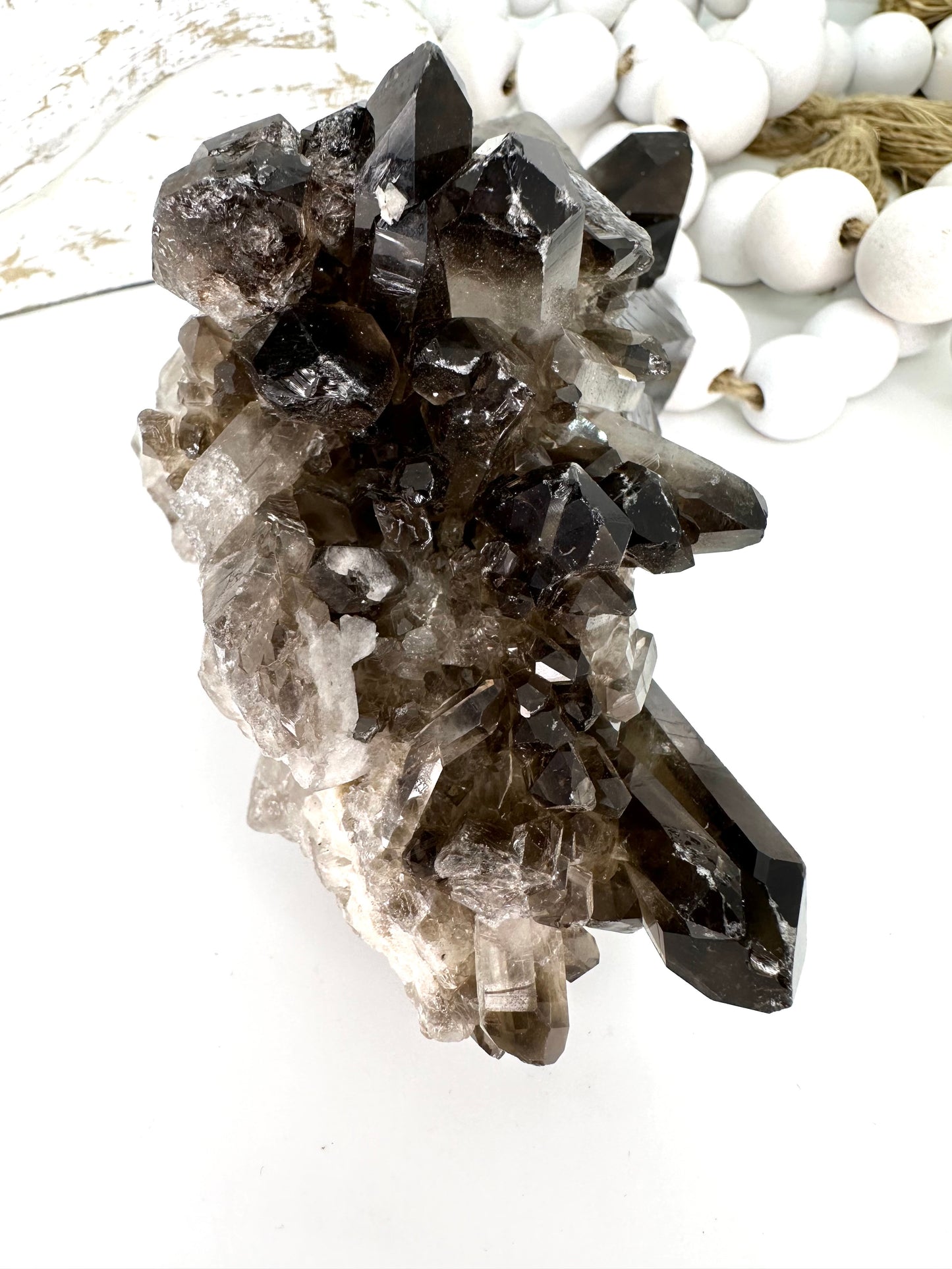 Large Smokey cluster with points