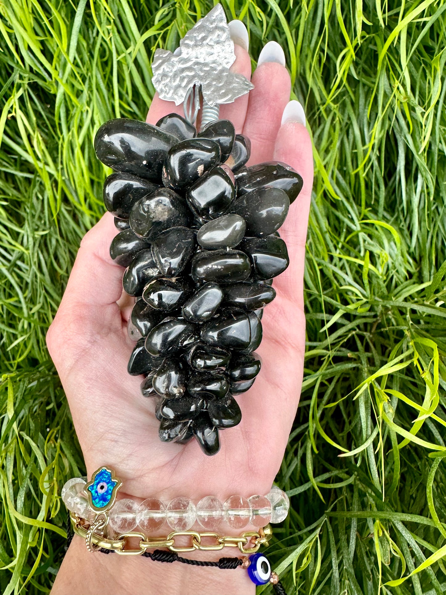 Black obsidian grapes