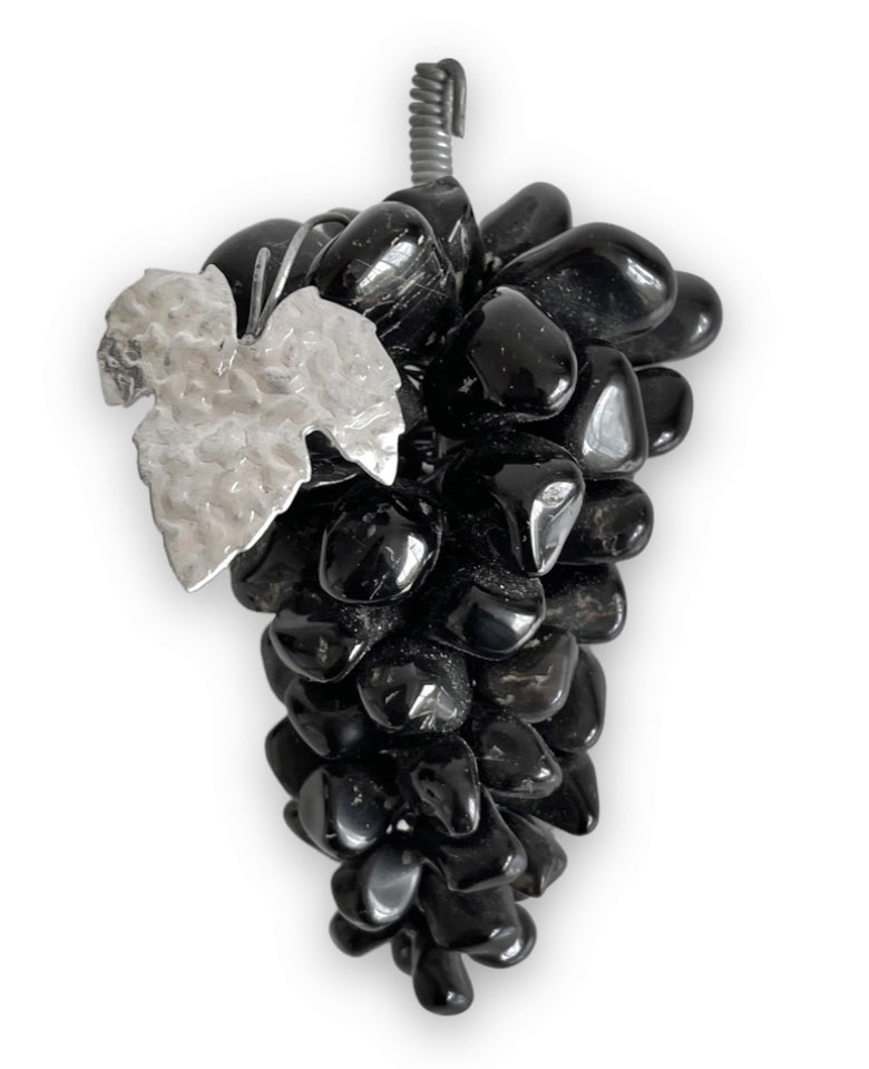 Black obsidian grapes