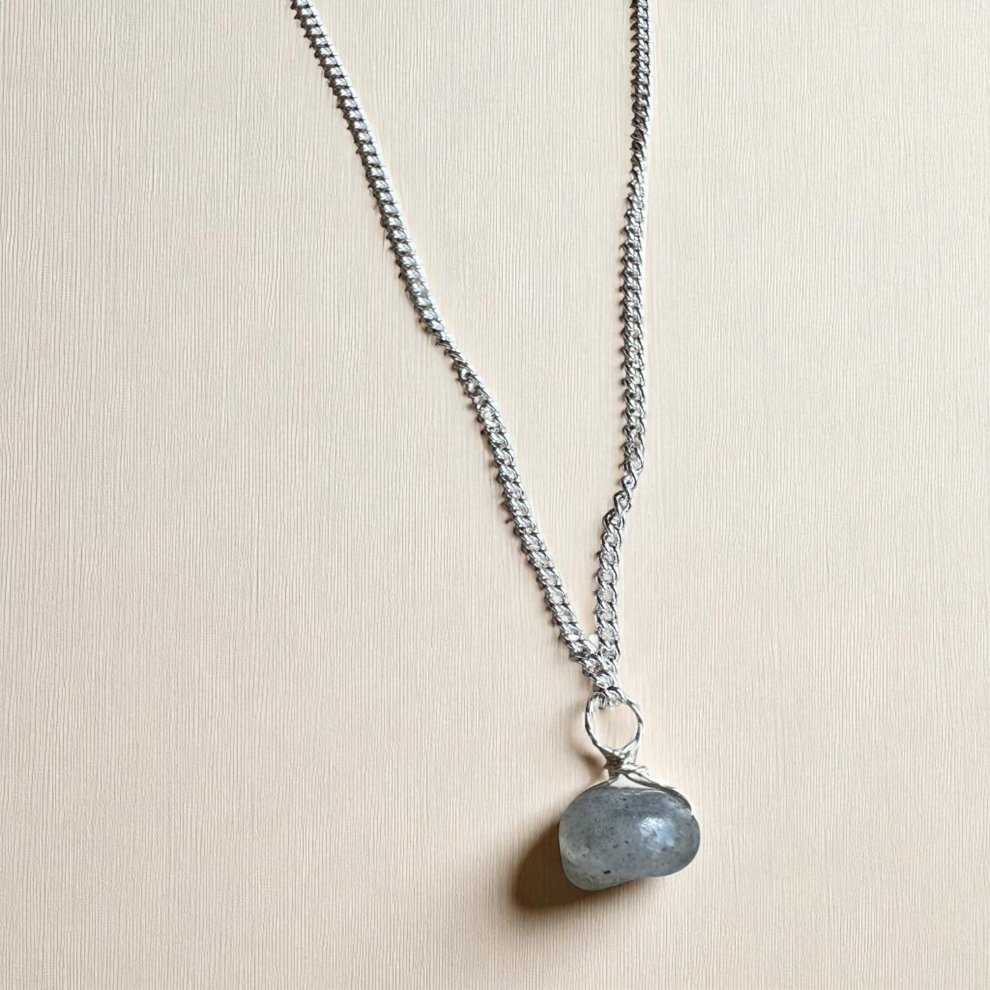 Labradorite silver pendant