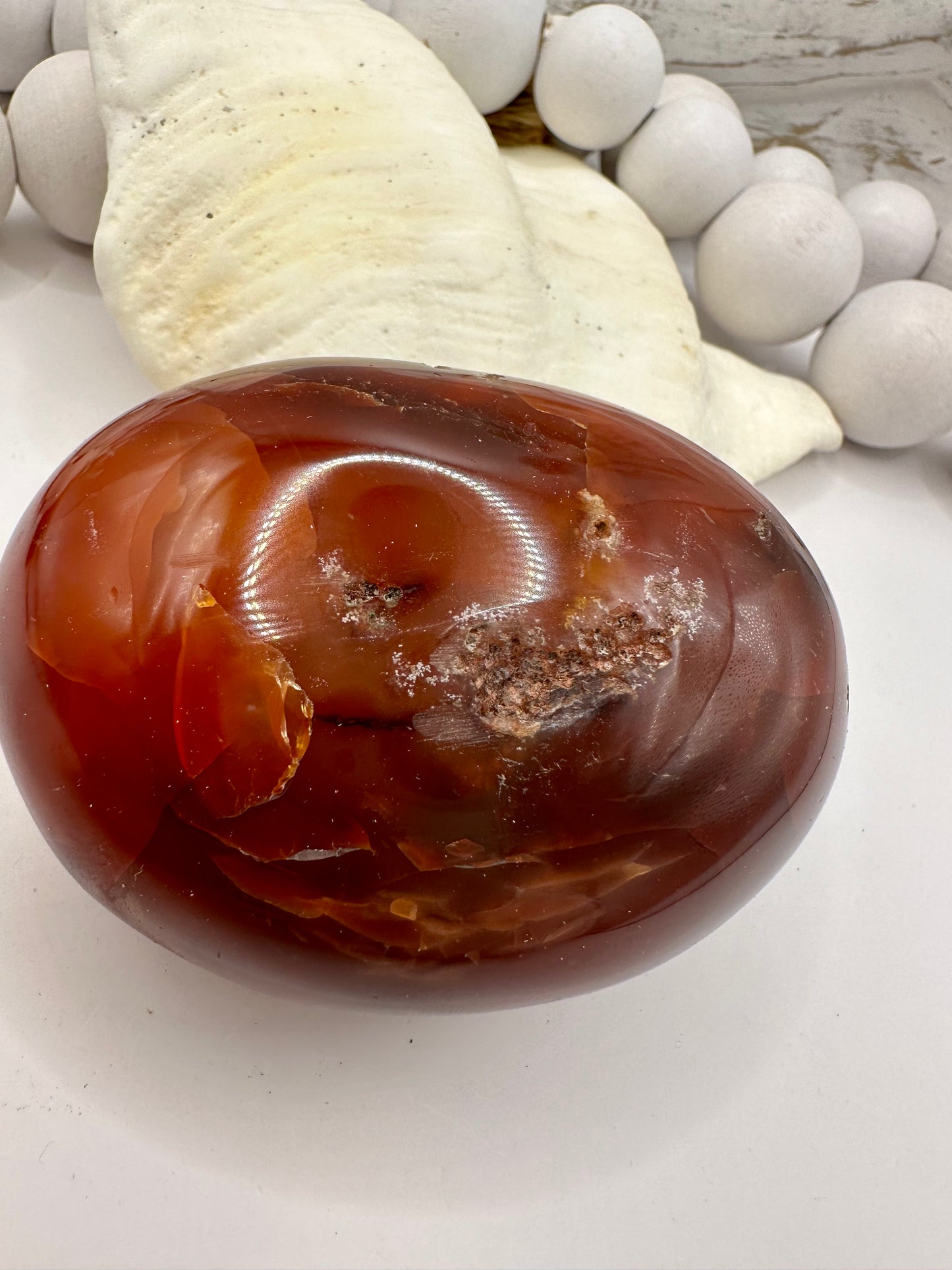 Extra large carnelian palm