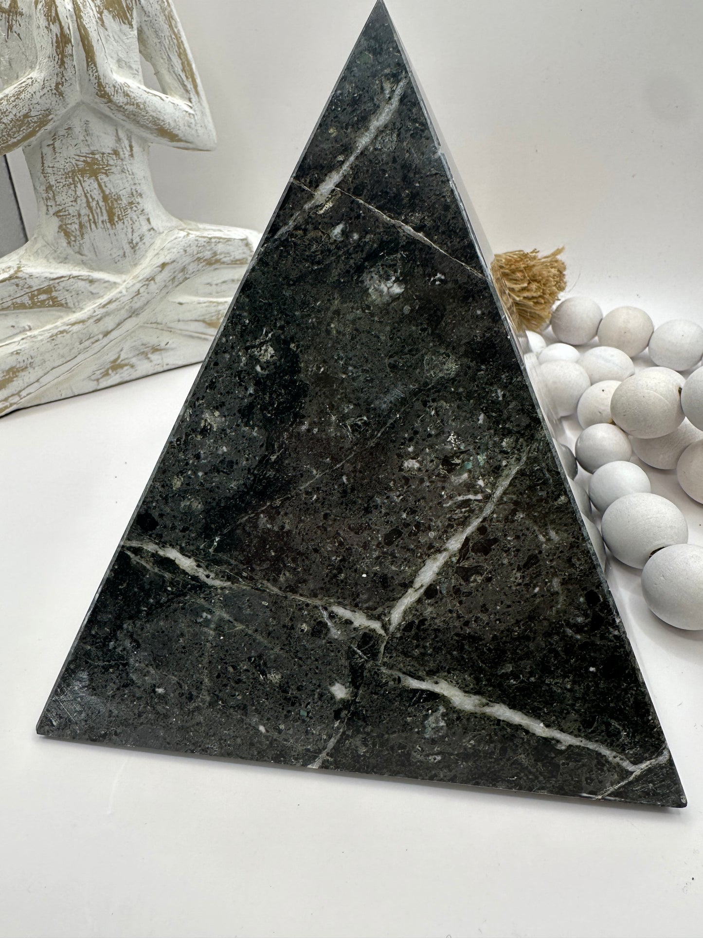 Extra large black onyx pyramid