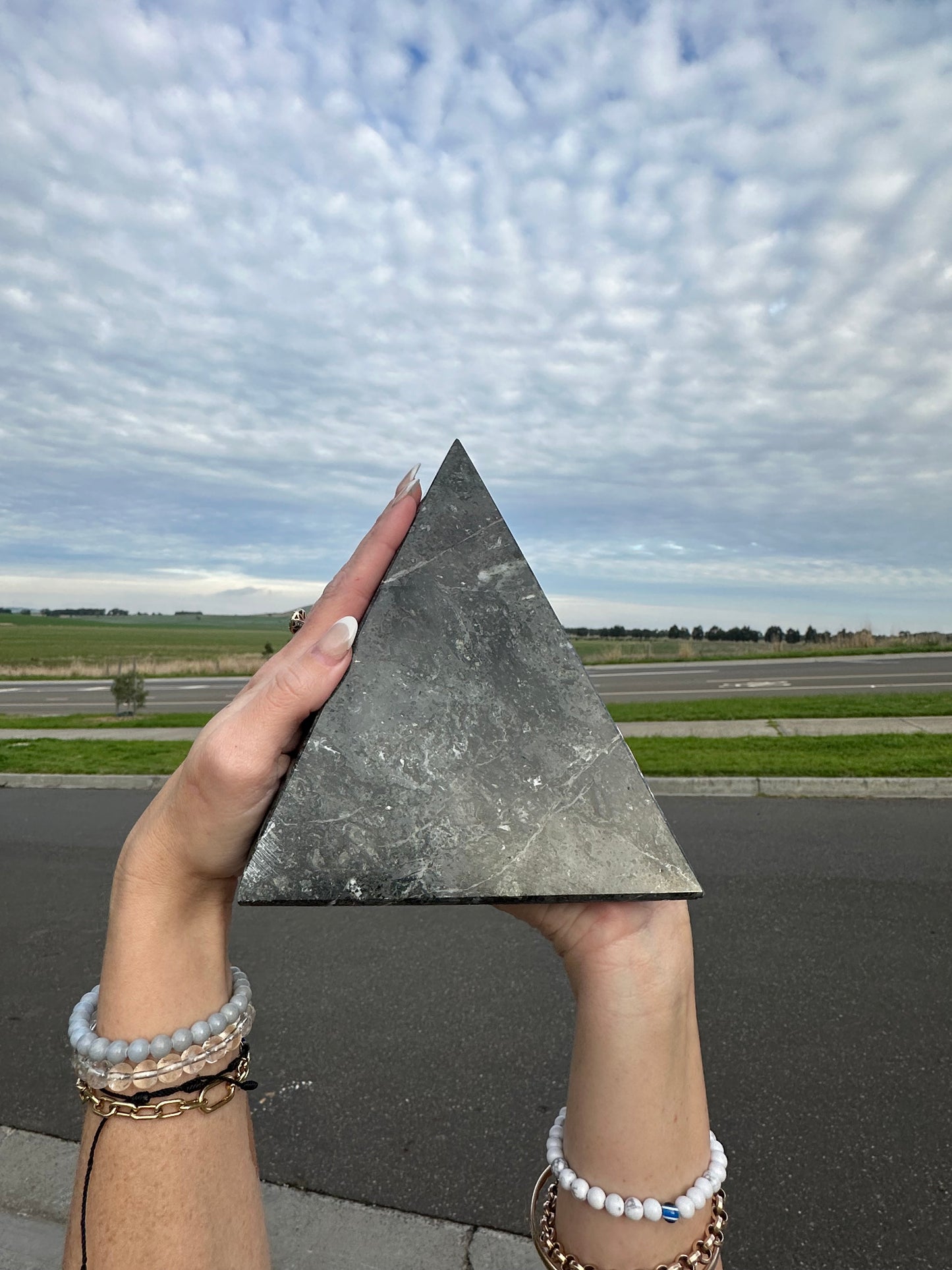 Extra large black onyx pyramid