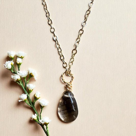Gold smokey pendant