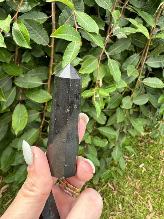 Black tourmaline point