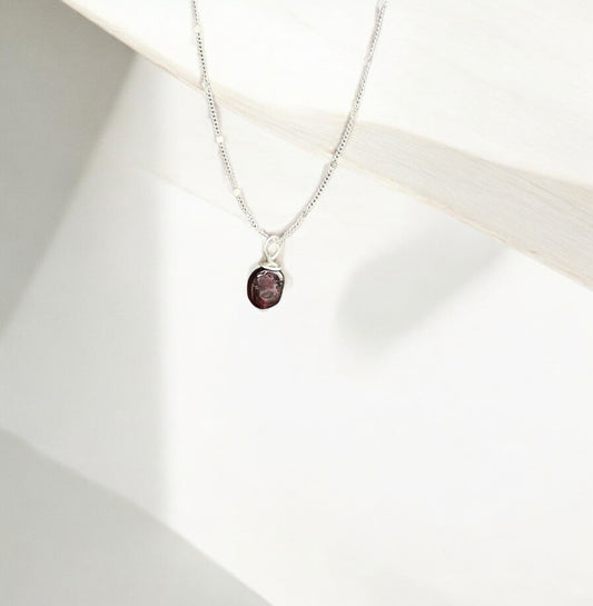 By TBOS - Garnet pendant