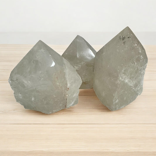 Semi polished point clear quartz