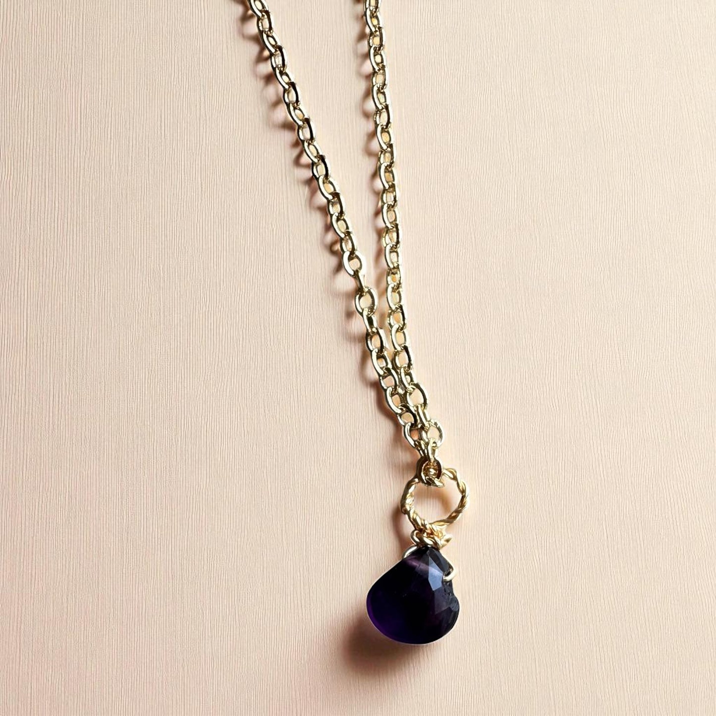 Gold amethyst pendant