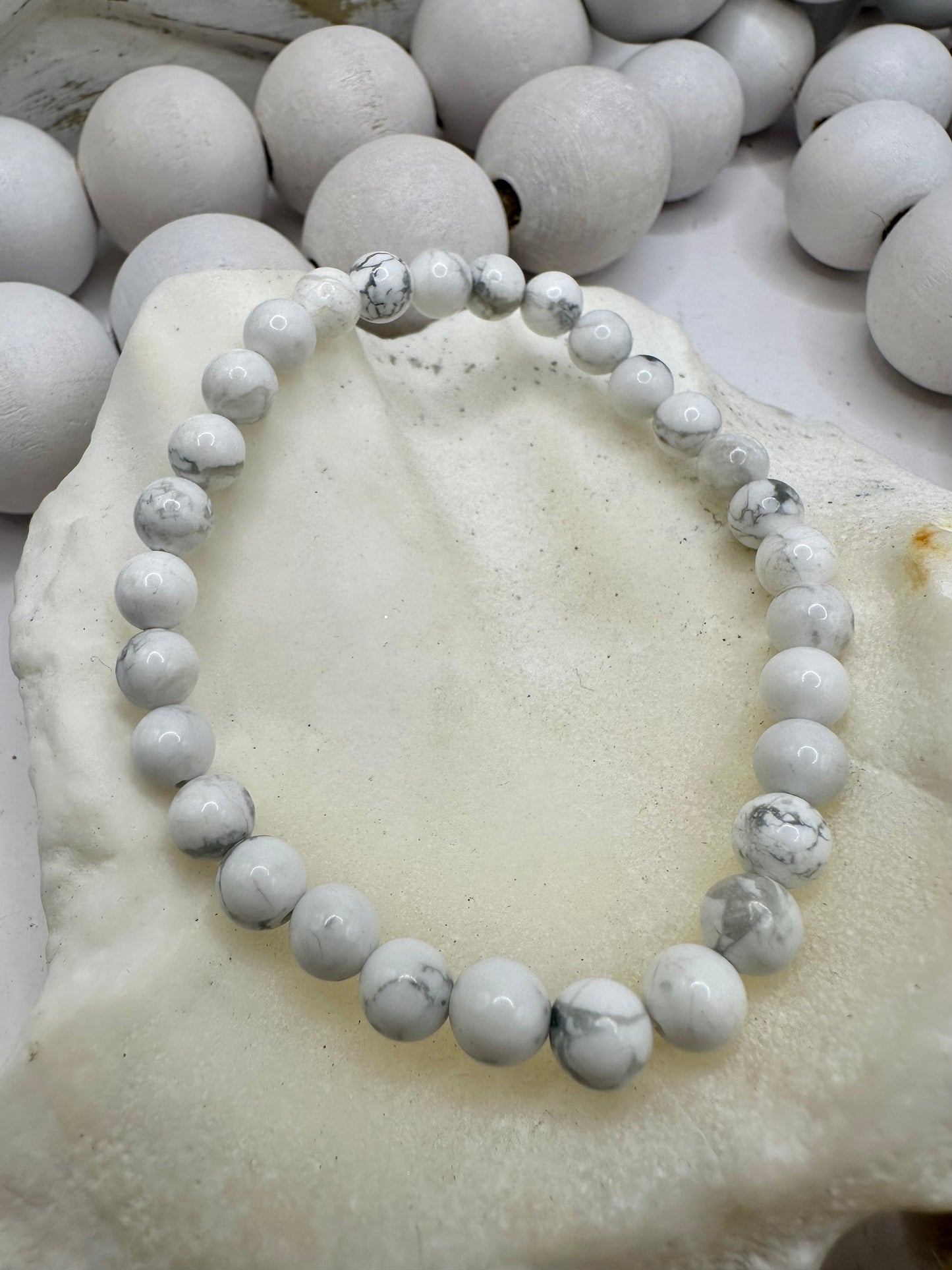 Howlite 6mm bracelet