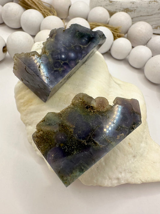 Grape agate