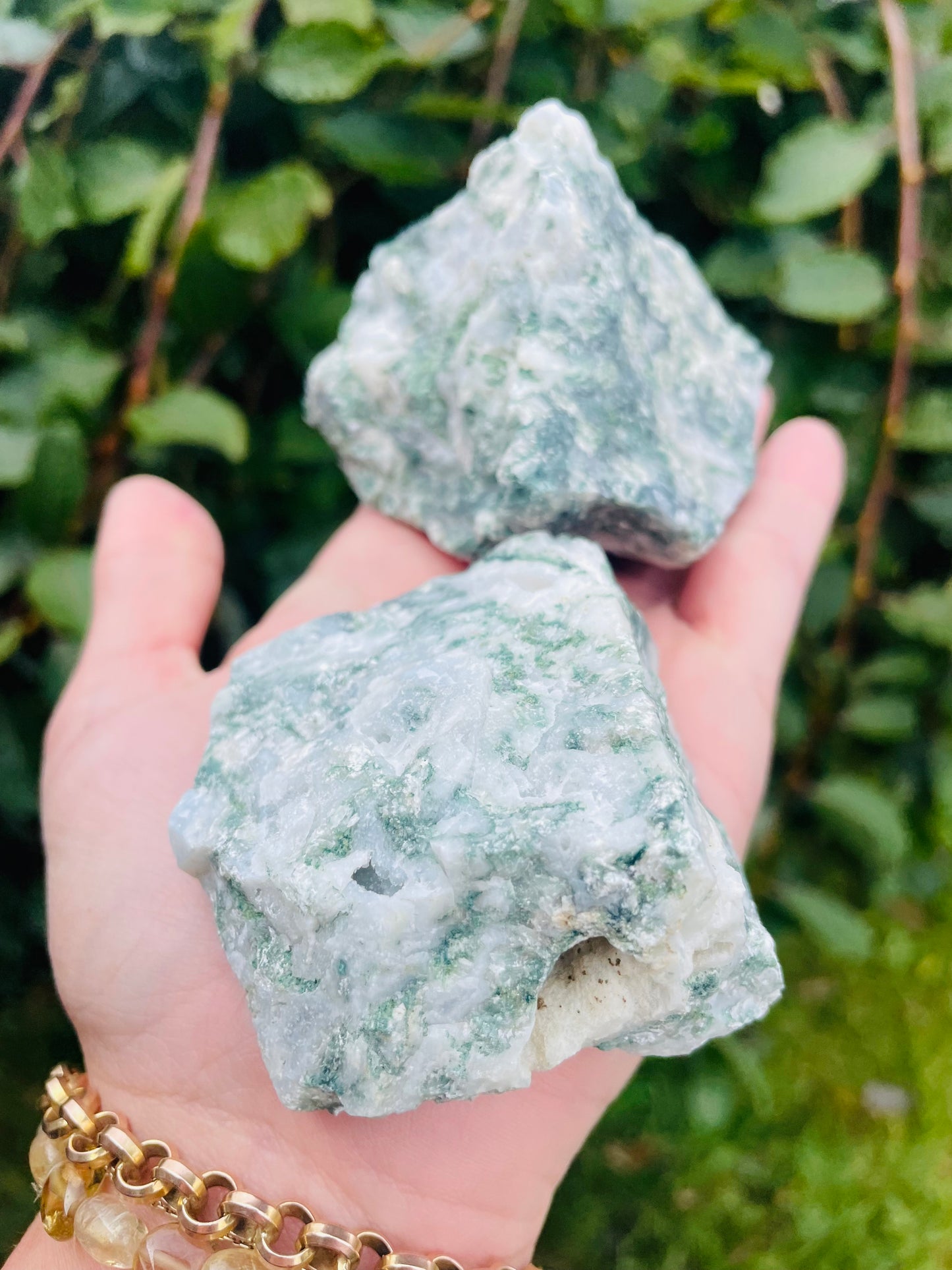 Raw moss agate